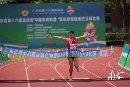 东莞舞蹈学校排名前十(华翎舞蹈学校怎么样)插图2