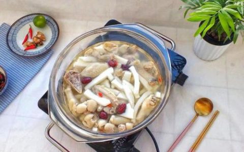 椰子鸡火锅(椰子鸡火锅鸡肉需要焯水吗)