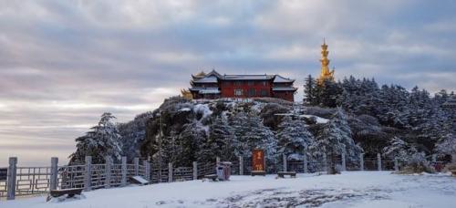 峨眉山风景图片(青城山风景图)插图14