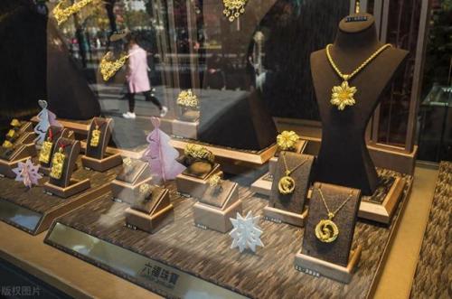 黄金牌子排名前十(黄金质量最好的三大品牌)插图