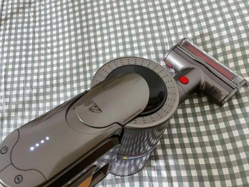 小狗吸尘器好吗(小狗吸尘器807和809哪个好用)插图5