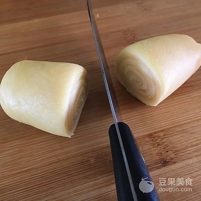 潮式月饼(不同地域的月饼特色)插图6