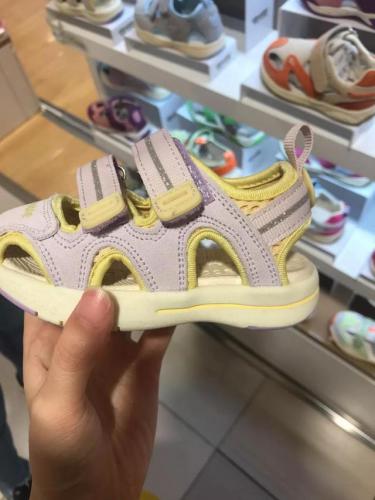 儿童凉鞋牌子排名前十(小孩凉鞋十大品牌)插图20