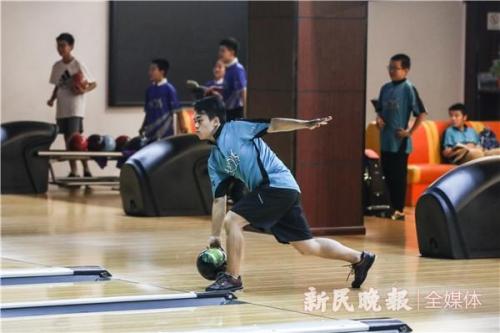 上海保龄球店排名前十(上海保龄球一个小时多少钱)插图