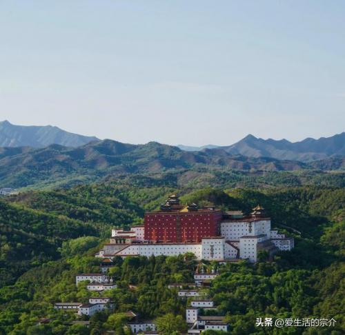 历史巨型建筑排名前十(历史悠久的建筑文案)插图5