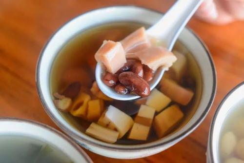 红豆沙糖水(红豆的功效与作用)插图22