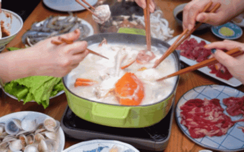 青岛牛油火锅排名前十(牛油火锅底料哪个牌子好吃)