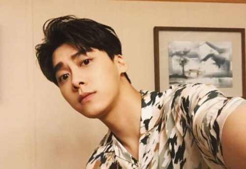 李易峰吴亦凡，李易峰与赵丽颖插图7