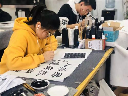滨州美术集训排名前十(美术集训一般要多少钱)插图