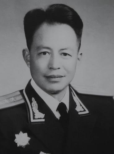 将军一跳声名裂(将军心崩而胆裂)插图1