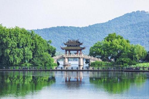 浙江好玩地方排行榜(浙江旅游必去十大景点)插图