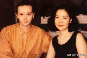 邓丽君咋死的(邓丽君处过几个对象)插图2