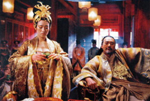 国外十大丰满美女排行榜(金发碧眼外国大美女)插图3