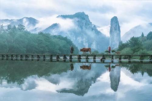 浙江好玩地方排行榜(浙江旅游必去十大景点)插图2