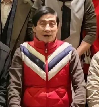 李白撒贝宁的老婆多大(撒贝宁一家四口)插图1