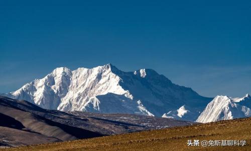 最高山排行榜(世界最高山峰排名前十)插图3