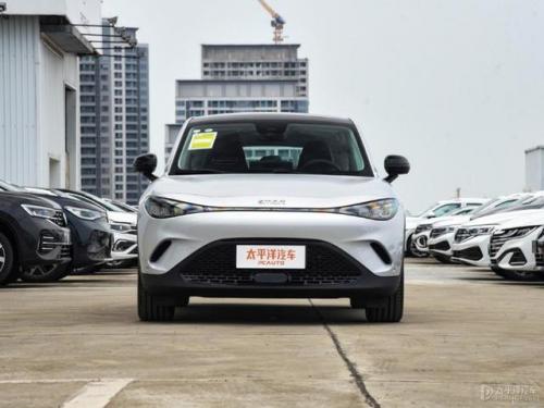 女士车型排行榜30万(奔驰女款车30万左右)插图12