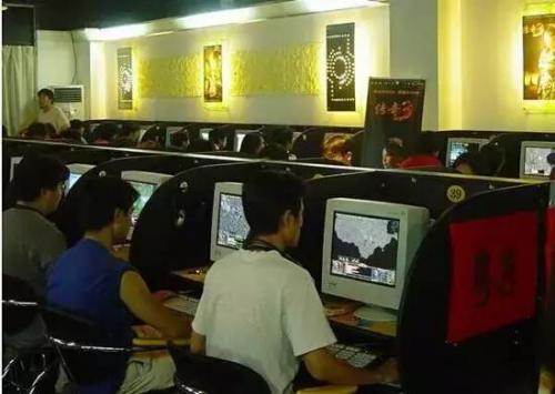 贪玩蓝月老版本(蓝月传奇红包版)插图1