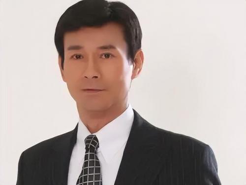 不老男神最新排行榜(10位魅力大叔型的明星)插图26
