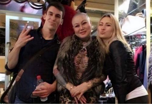 女富豪征婚(女62岁丧偶征婚照)插图5