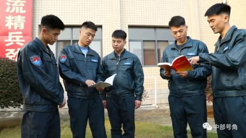 罪恶都市秘籍战斗机(罪恶都市直升飞机获得方法)插图5