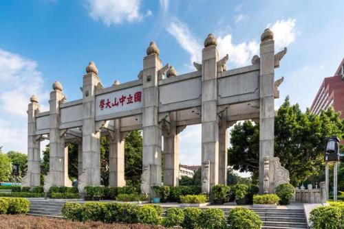 中国最美校园排行榜(中国十大美丽校园排名)插图13