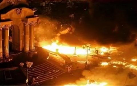 俄军围困顿巴斯地区(巴斯托涅战役)