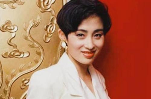 短发女星排行榜(短头发女明星大全名单)插图33