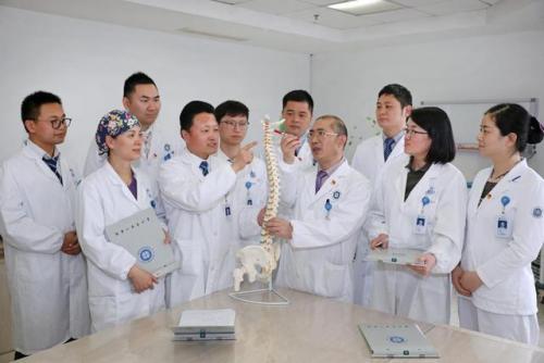 嘉兴面瘫医生排名前十(嘉兴看面瘫哪个地方最好)插图3