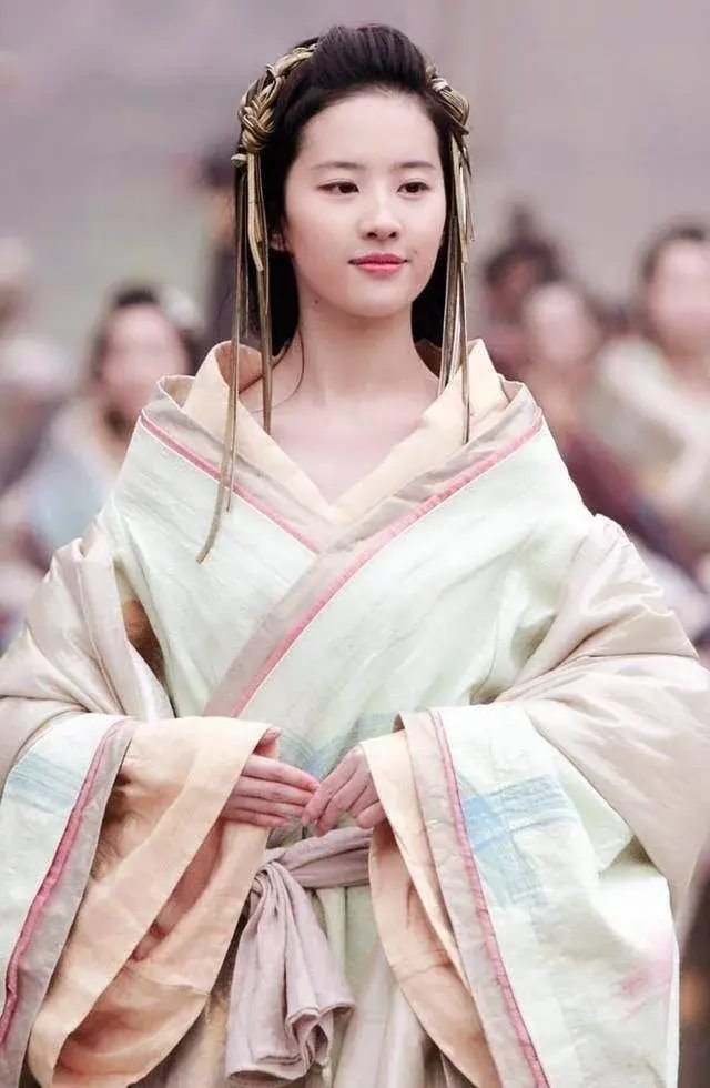 排名前十的汉服美女(中国汉服品牌前十名)插图1