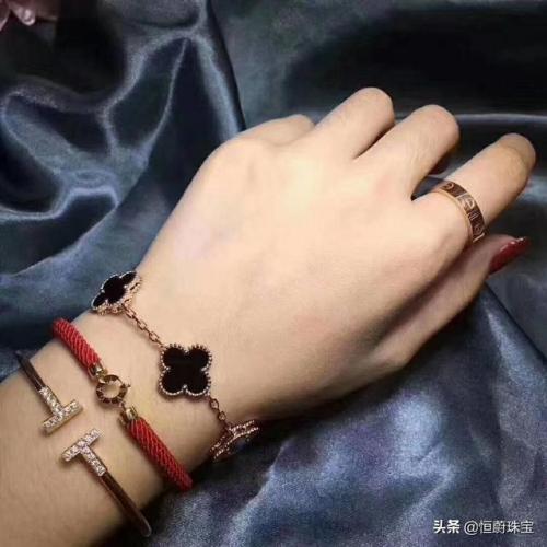 手链高端品牌排行榜(女性手链排行榜前十名)插图27