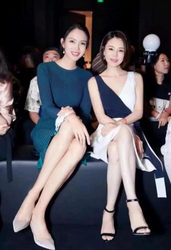 照片美女图片大全大图(女人专用头像图片)插图17