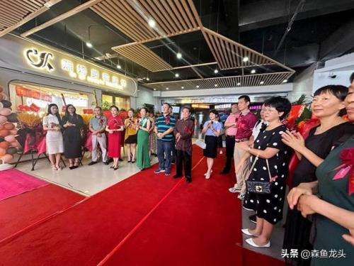 海南舞蹈商家排名前十(海南黎族舞蹈春米舞)插图5