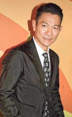 汶川明星捐款排行榜(08年地震明星捐款排行)插图2