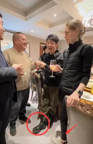 李白撒贝宁的老婆多大(撒贝宁一家四口)插图8
