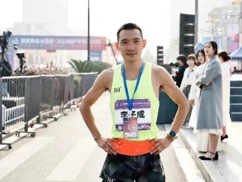 全马跑鞋排名前十(5分20配速全马什么跑鞋)插图17