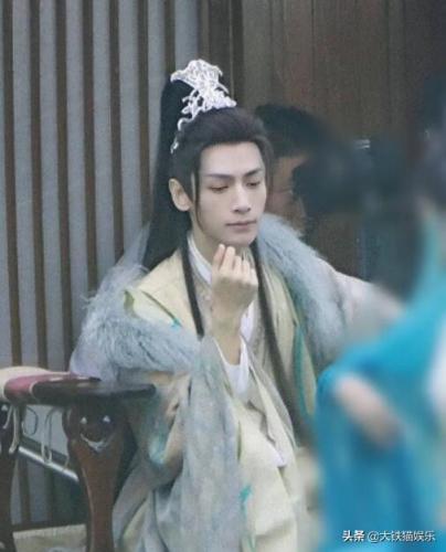 男貂皮外套排名前十(男士水貂皮草十大名牌)插图26