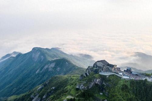 城市十大名山排行榜名单(十大风景名山排名)插图23