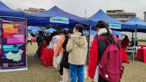 广州幼师待遇排名前十(在广州幼师的工资一般是多少)插图5
