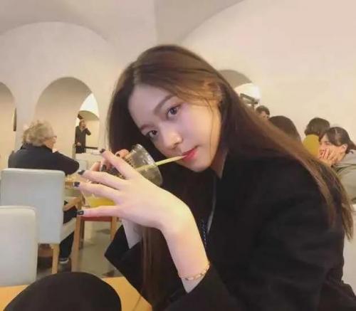 照片美女图片大全大图(女人专用头像图片)插图15