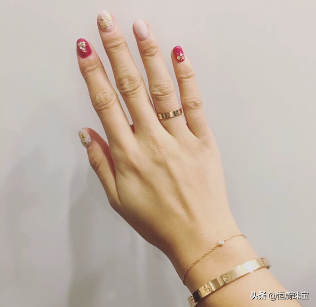 手链高端品牌排行榜(女性手链排行榜前十名)插图14