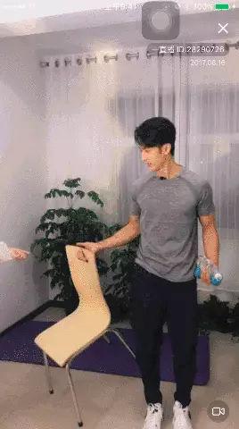 腹肌照片无脸(轻微腹肌男图片)插图3