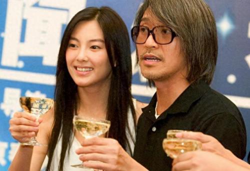 国外十大丰满美女排行榜(金发碧眼外国大美女)插图22