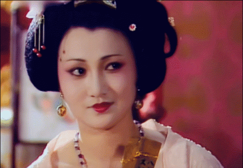 国外十大丰满美女排行榜(金发碧眼外国大美女)插图34