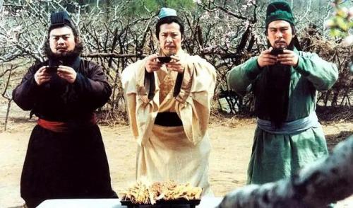 关羽死后多少天张飞死了(张飞和关羽最后是多少年没见)插图12