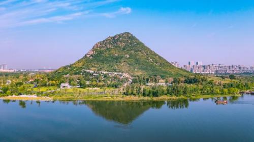 济南最美山峰排名前十(中国山峰100高度排名)插图