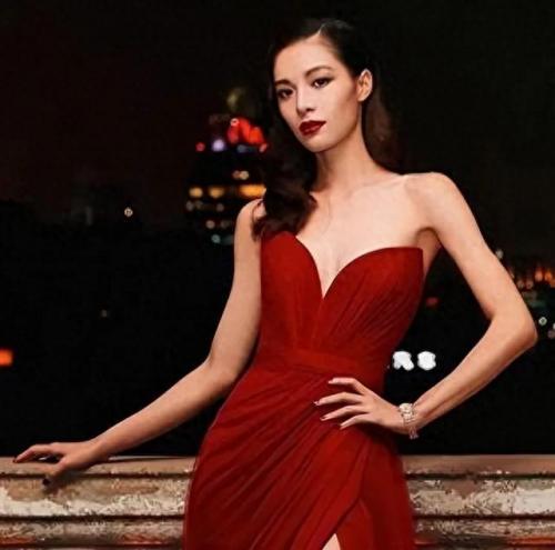 90后排名前十美女图片(90后排名前十美女视频)插图
