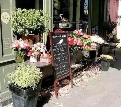想开花店(新手怎么开花店)插图1