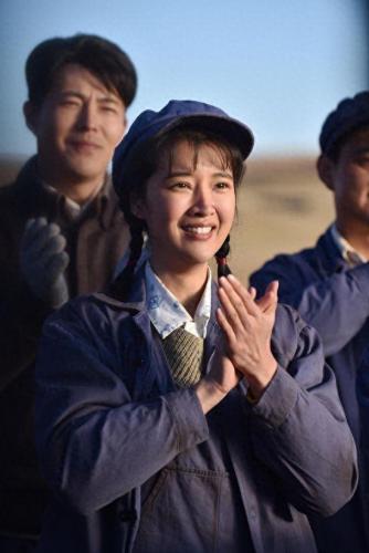国外十大丰满美女排行榜(金发碧眼外国大美女)插图19