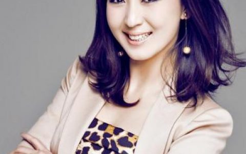 回家的路有多远演员表(拥抱星星的月亮刘小雨身世)